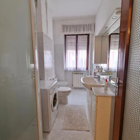 Casa Di Barth Apartment Marina Di Carrara